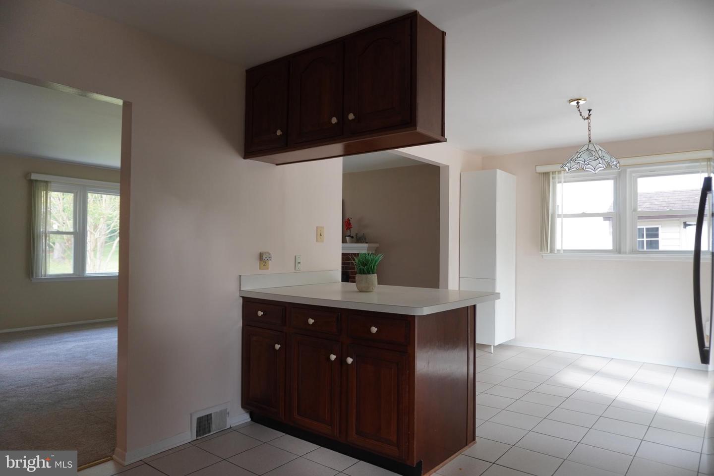 7425 FLORA ST, SPRINGFIELD, Virginia 22150, 3 Bedrooms Bedrooms, ,1 BathroomBathrooms,Residential,For sale,7425 FLORA ST,VAFX2256642 MLS # VAFX2256642