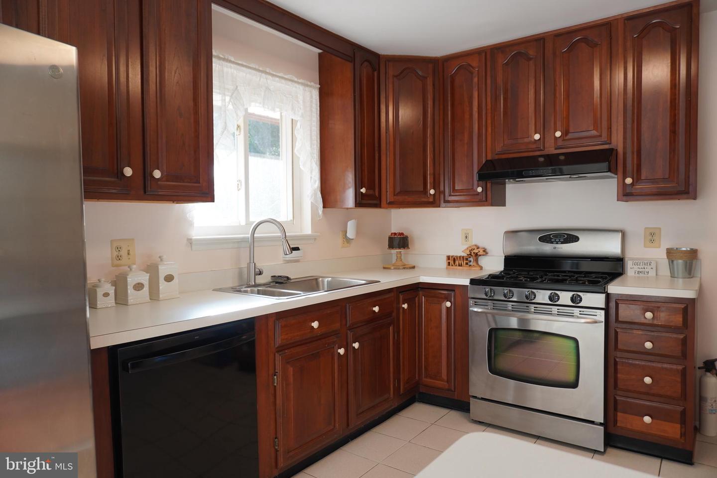 7425 FLORA ST, SPRINGFIELD, Virginia 22150, 3 Bedrooms Bedrooms, ,1 BathroomBathrooms,Residential,For sale,7425 FLORA ST,VAFX2256642 MLS # VAFX2256642