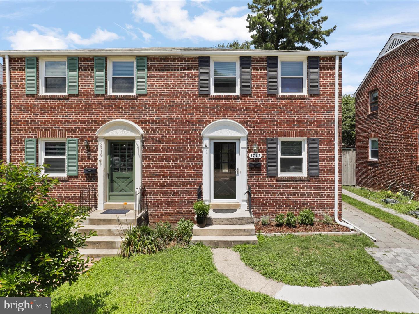 3717 3RD ST S, ARLINGTON, Virginia 22204, 2 Bedrooms Bedrooms, ,1 BathroomBathrooms,Residential,For sale,3717 3RD ST S,VAAR2061152 MLS # VAAR2061152