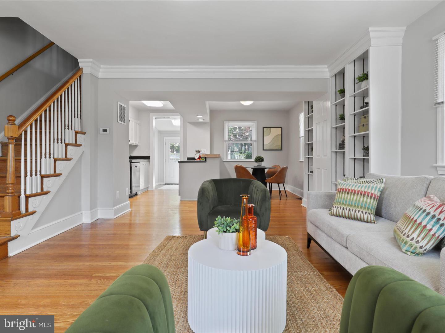 3717 3RD ST S, ARLINGTON, Virginia 22204, 2 Bedrooms Bedrooms, ,1 BathroomBathrooms,Residential,For sale,3717 3RD ST S,VAAR2061152 MLS # VAAR2061152