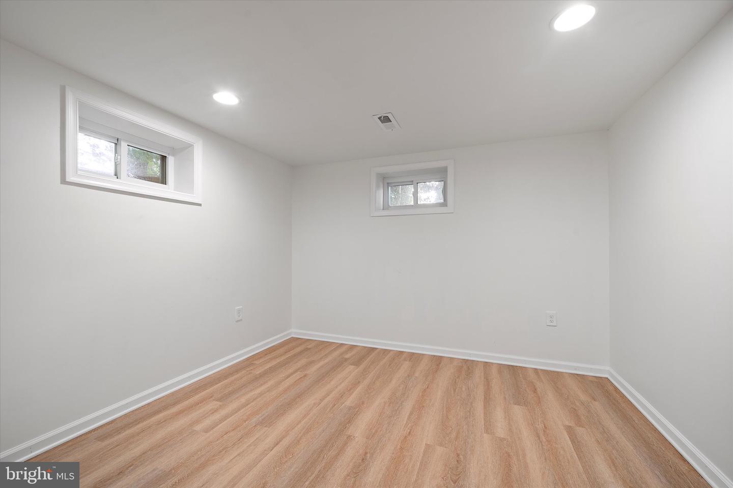 7403 BATH ST, SPRINGFIELD, Virginia 22150, 3 Bedrooms Bedrooms, ,2 BathroomsBathrooms,Residential,For sale,7403 BATH ST,VAFX2256430 MLS # VAFX2256430