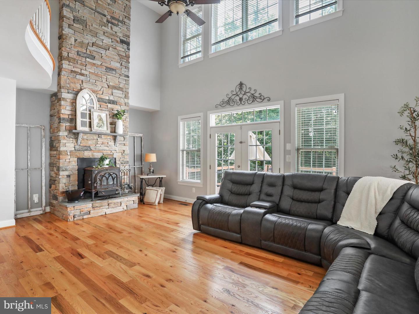 34963 CHARLES TOWN PIKE, HILLSBORO, Virginia 20132, 4 Bedrooms Bedrooms, ,4 BathroomsBathrooms,Residential,For sale,34963 CHARLES TOWN PIKE,VALO2102670 MLS # VALO2102670
