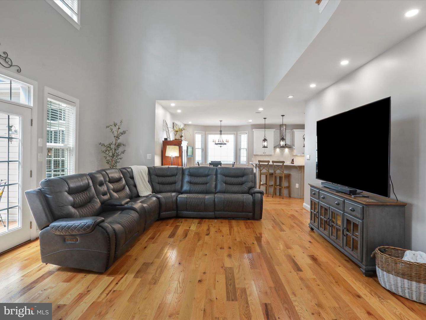 34963 CHARLES TOWN PIKE, HILLSBORO, Virginia 20132, 4 Bedrooms Bedrooms, ,4 BathroomsBathrooms,Residential,For sale,34963 CHARLES TOWN PIKE,VALO2102670 MLS # VALO2102670