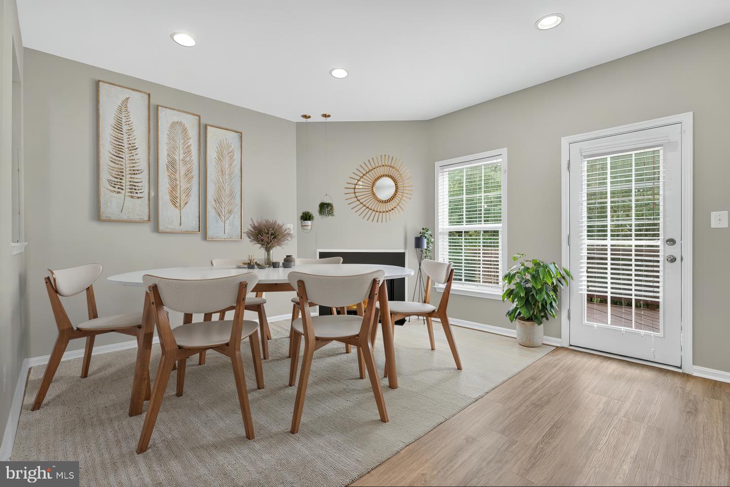 41901 DIAMONDLEAF TER, ALDIE, Virginia 20105, 3 Bedrooms Bedrooms, ,3 BathroomsBathrooms,Residential,For sale,41901 DIAMONDLEAF TER,VALO2102792 MLS # VALO2102792