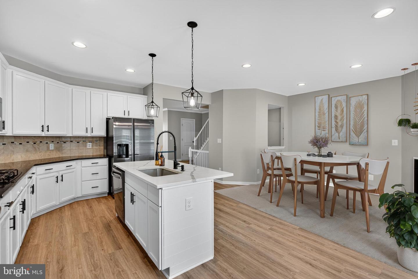 41901 DIAMONDLEAF TER, ALDIE, Virginia 20105, 3 Bedrooms Bedrooms, ,3 BathroomsBathrooms,Residential,For sale,41901 DIAMONDLEAF TER,VALO2102792 MLS # VALO2102792