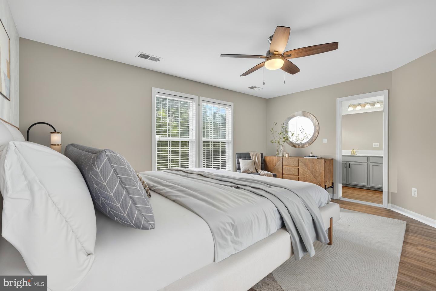 41901 DIAMONDLEAF TER, ALDIE, Virginia 20105, 3 Bedrooms Bedrooms, ,3 BathroomsBathrooms,Residential,For sale,41901 DIAMONDLEAF TER,VALO2102792 MLS # VALO2102792