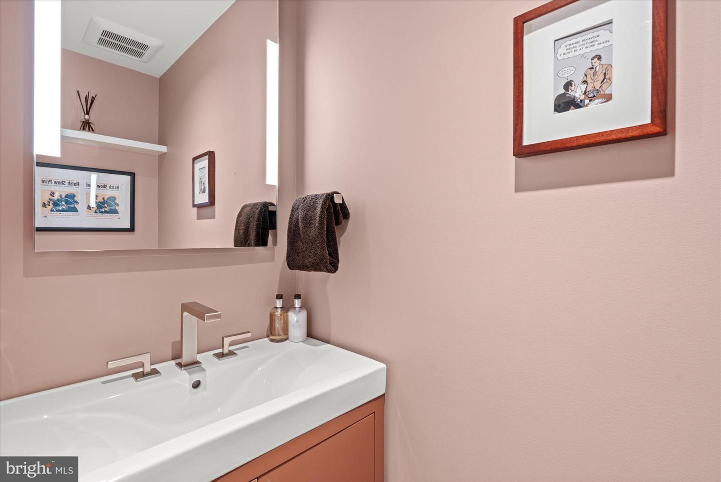 3274 P ST. NW, WASHINGTON, District Of Columbia 20007, 3 Bedrooms Bedrooms, ,3 BathroomsBathrooms,Residential,For sale,3274 P ST. NW,DCDC2211276 MLS # DCDC2211276