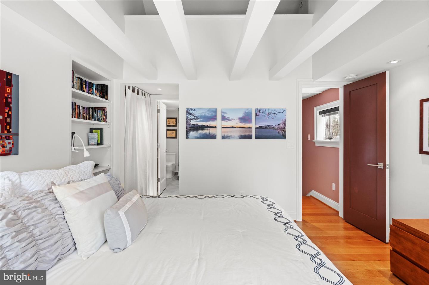 3274 P ST. NW, WASHINGTON, District Of Columbia 20007, 3 Bedrooms Bedrooms, ,3 BathroomsBathrooms,Residential,For sale,3274 P ST. NW,DCDC2211276 MLS # DCDC2211276