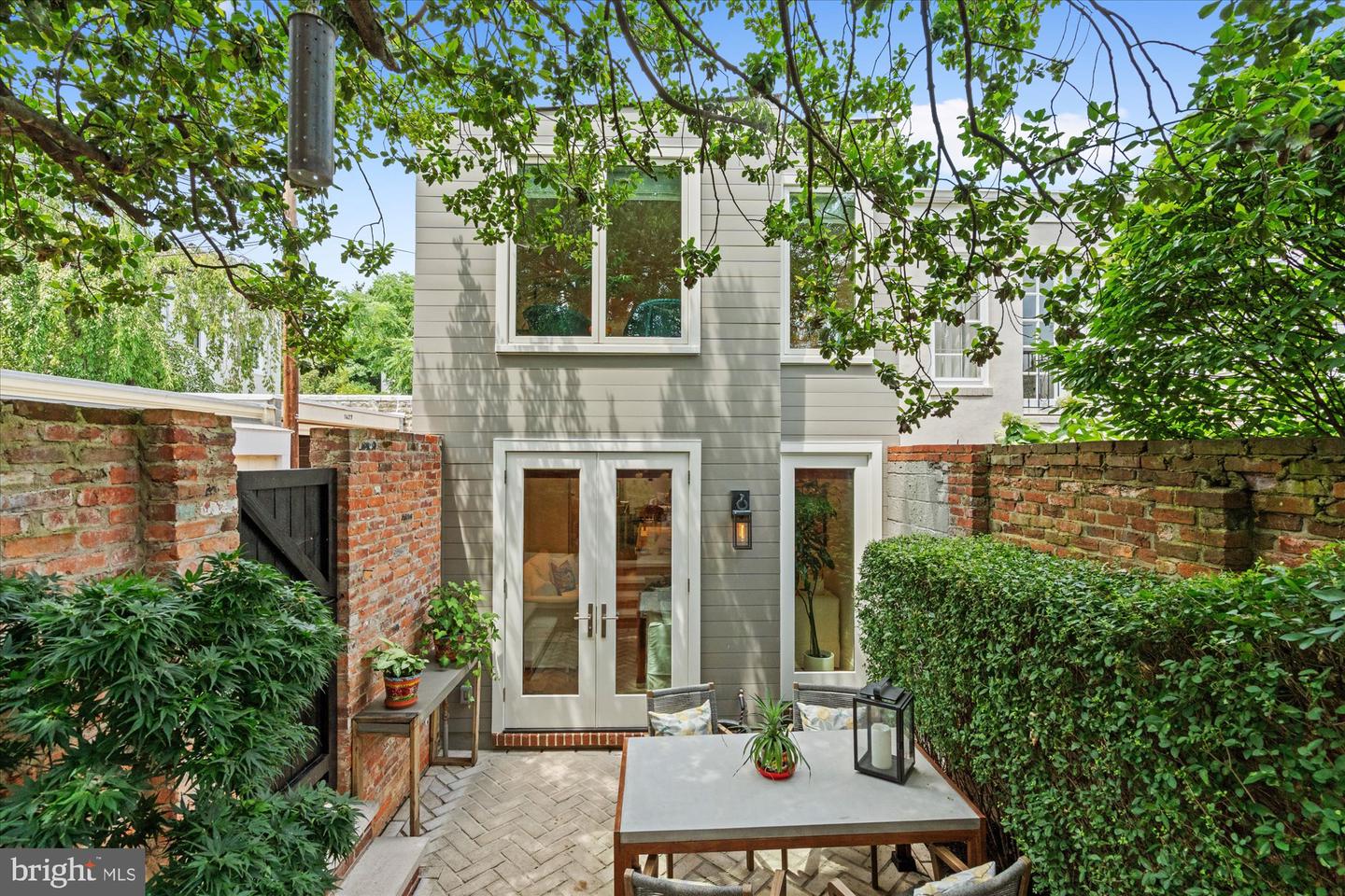 3274 P ST. NW, WASHINGTON, District Of Columbia 20007, 3 Bedrooms Bedrooms, ,3 BathroomsBathrooms,Residential,For sale,3274 P ST. NW,DCDC2211276 MLS # DCDC2211276