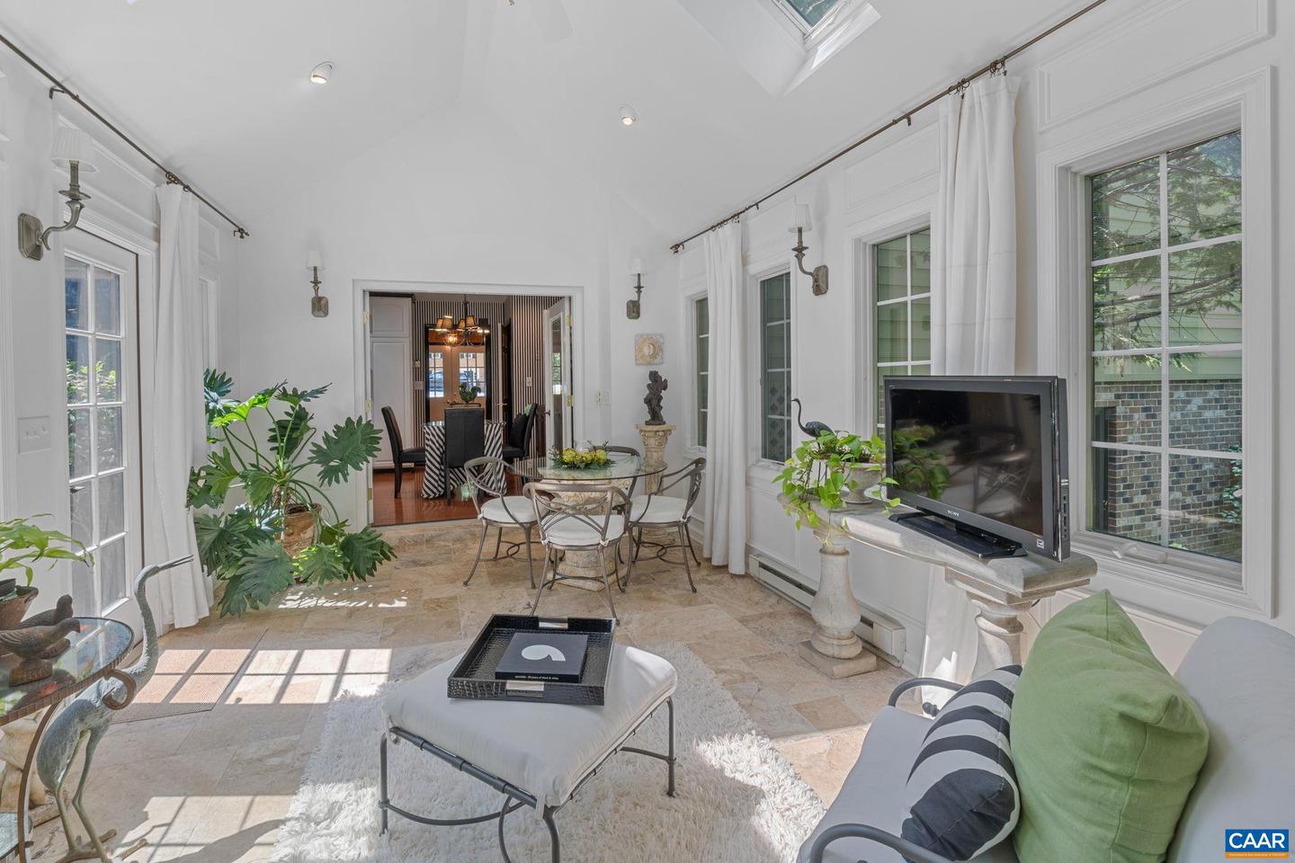 316 WESTMINSTER RD, CHARLOTTESVILLE, Virginia 22901, 3 Bedrooms Bedrooms, ,2 BathroomsBathrooms,Residential,For sale,316 WESTMINSTER RD,666950 MLS # 666950