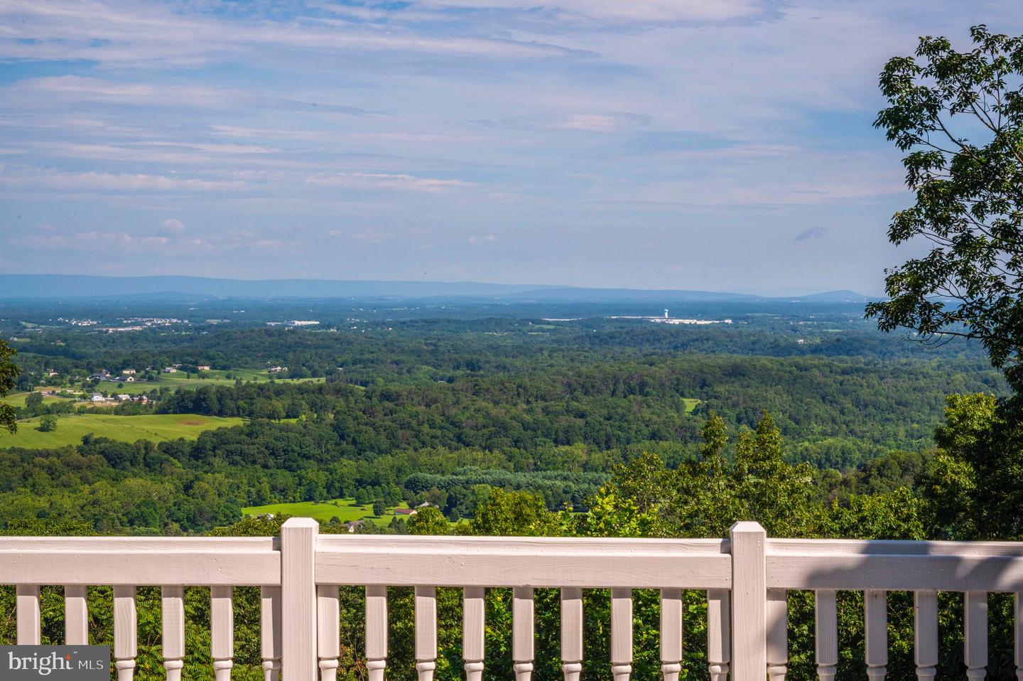 487 APPLEWOOD DR, FRONT ROYAL, Virginia 22630, 4 Bedrooms Bedrooms, ,3 BathroomsBathrooms,Residential,For sale,487 APPLEWOOD DR,VAWR2011754 MLS # VAWR2011754 487 APPLEWOOD DR, FRONT ROYAL, Virginia 22630, 4 Bedrooms Bedrooms, ,3 BathroomsBathrooms,Residential,For sale,487 APPLEWOOD DR,VAWR2011754 MLS # VAWR2011754