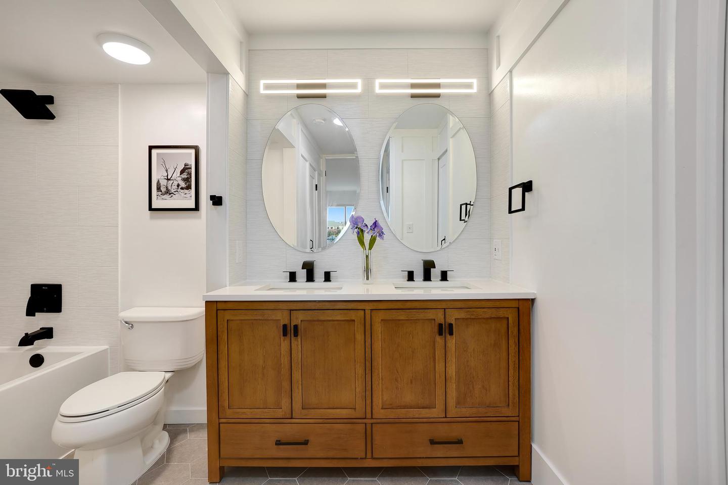 5901 MOUNT EAGLE DR #511, ALEXANDRIA, Virginia 22303, 2 Bedrooms Bedrooms, 8 Rooms Rooms,1 BathroomBathrooms,Residential,For sale,5901 MOUNT EAGLE DR #511,VAFX2256628 MLS # VAFX2256628