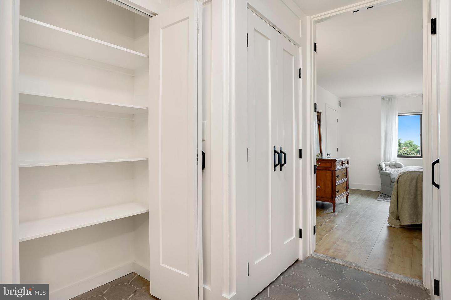 5901 MOUNT EAGLE DR #511, ALEXANDRIA, Virginia 22303, 2 Bedrooms Bedrooms, 8 Rooms Rooms,1 BathroomBathrooms,Residential,For sale,5901 MOUNT EAGLE DR #511,VAFX2256628 MLS # VAFX2256628