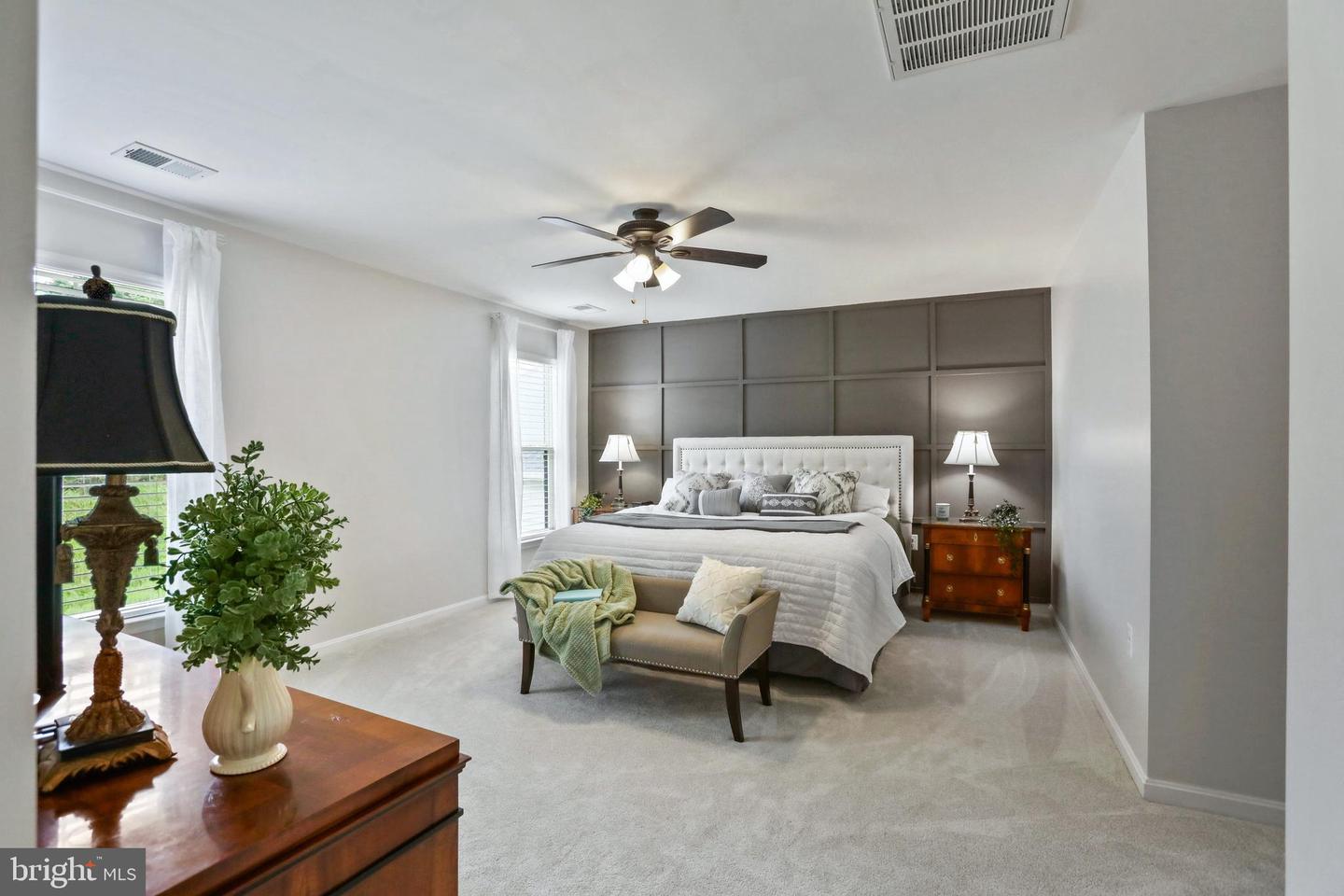 35686 KEDLESTON CT, ROUND HILL, Virginia 20141, 4 Bedrooms Bedrooms, ,3 BathroomsBathrooms,Residential,For sale,35686 KEDLESTON CT,VALO2102822 MLS # VALO2102822