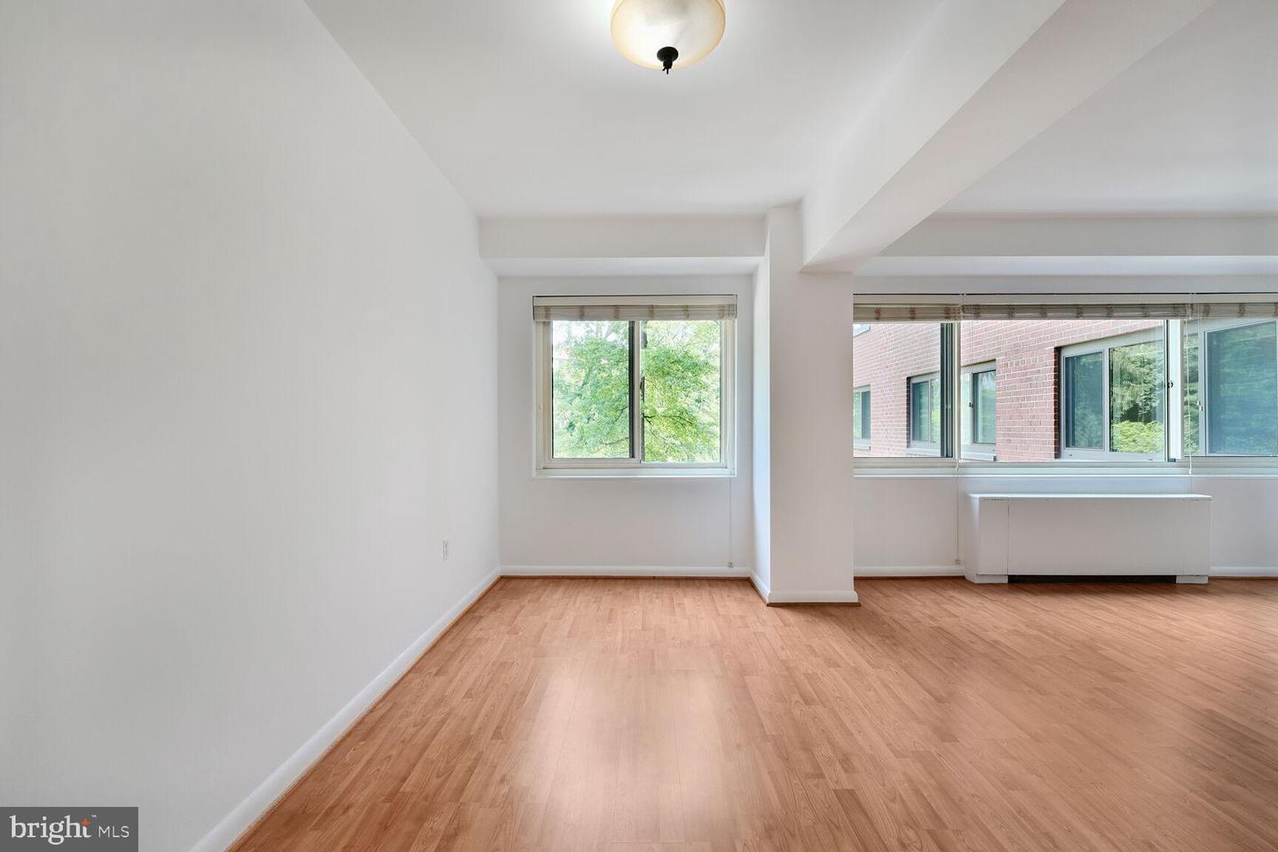 4201 CATHEDRAL AVE NW #303E, WASHINGTON, District Of Columbia 20016, 1 Bedroom Bedrooms, ,1 BathroomBathrooms,Residential,For sale,4201 CATHEDRAL AVE NW #303E,DCDC2211474 MLS # DCDC2211474