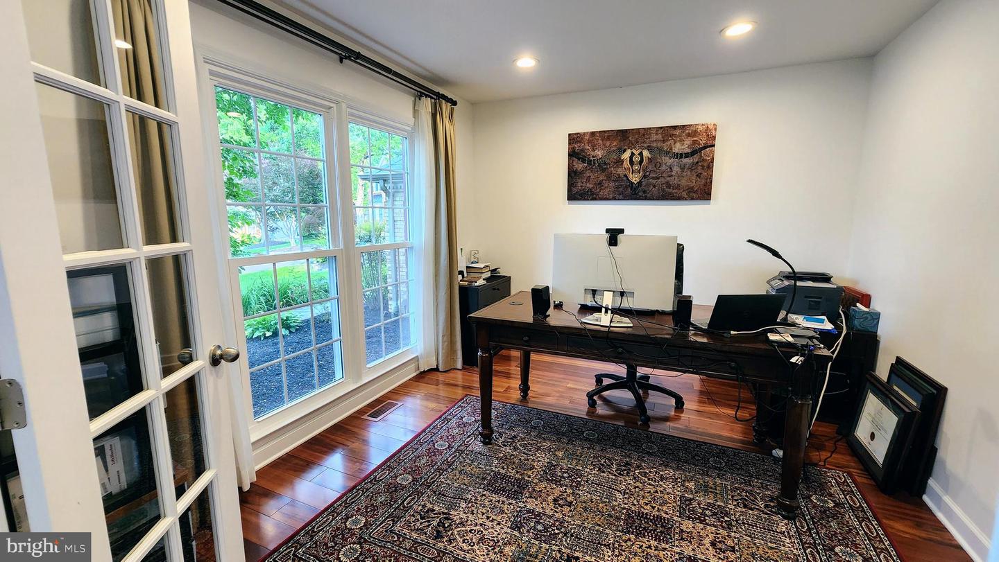 5503 CHESTERMILL CT, FAIRFAX, Virginia 22030, 5 Bedrooms Bedrooms, ,3 BathroomsBathrooms,Residential,For sale,5503 CHESTERMILL CT,VAFX2256806 MLS # VAFX2256806