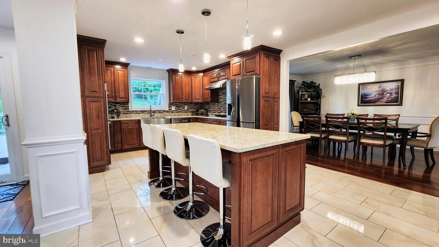 5503 CHESTERMILL CT, FAIRFAX, Virginia 22030, 5 Bedrooms Bedrooms, ,3 BathroomsBathrooms,Residential,For sale,5503 CHESTERMILL CT,VAFX2256806 MLS # VAFX2256806