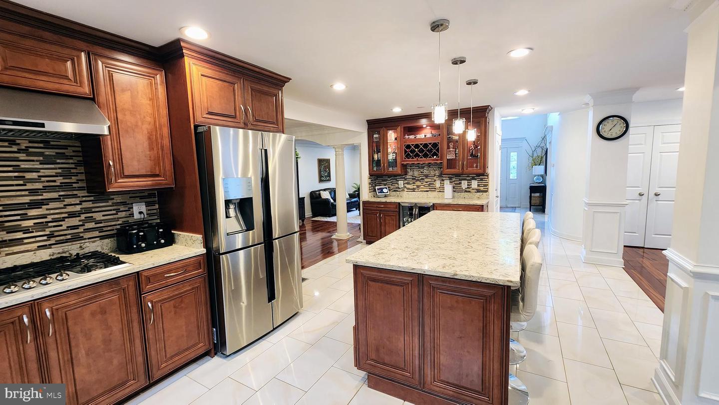 5503 CHESTERMILL CT, FAIRFAX, Virginia 22030, 5 Bedrooms Bedrooms, ,3 BathroomsBathrooms,Residential,For sale,5503 CHESTERMILL CT,VAFX2256806 MLS # VAFX2256806
