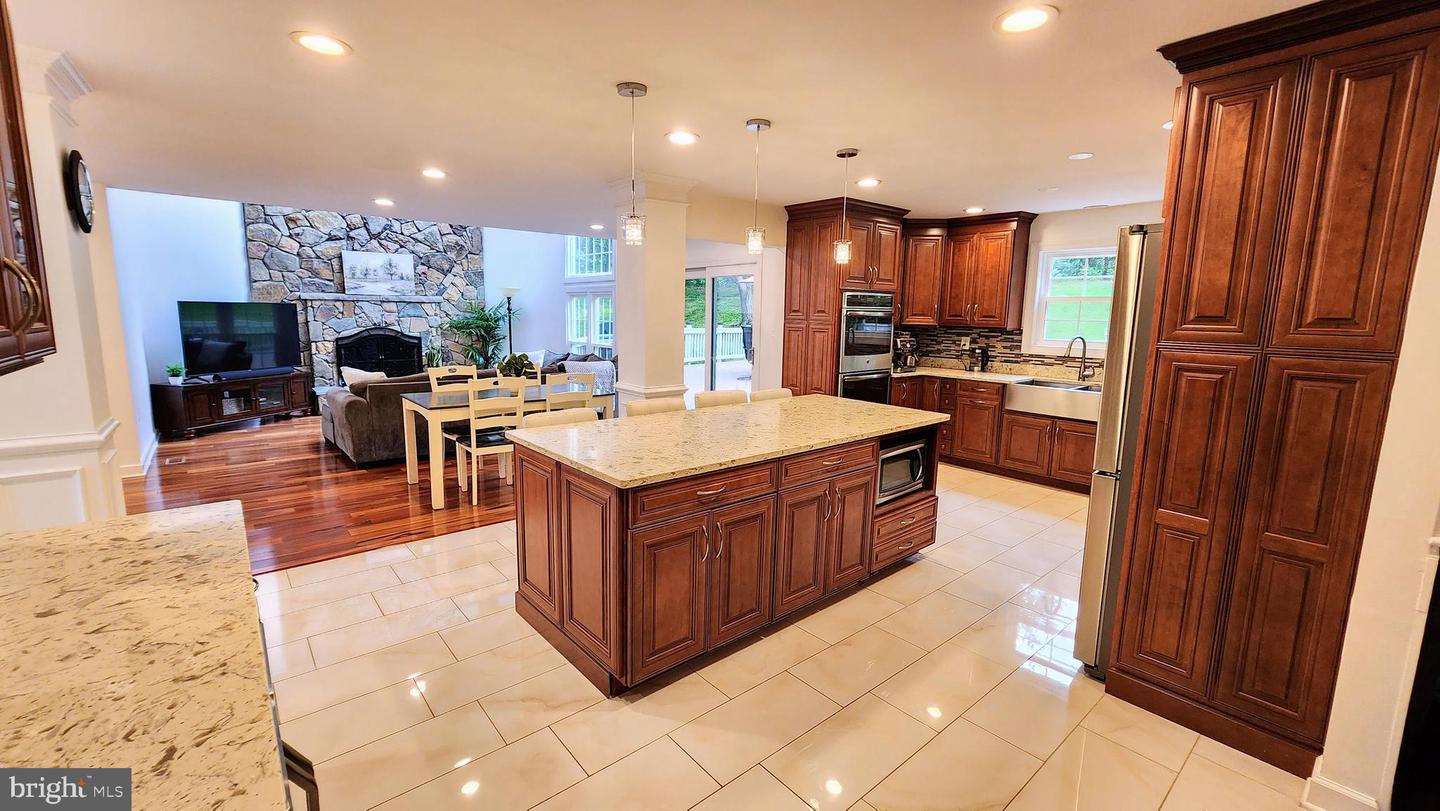 5503 CHESTERMILL CT, FAIRFAX, Virginia 22030, 5 Bedrooms Bedrooms, ,3 BathroomsBathrooms,Residential,For sale,5503 CHESTERMILL CT,VAFX2256806 MLS # VAFX2256806