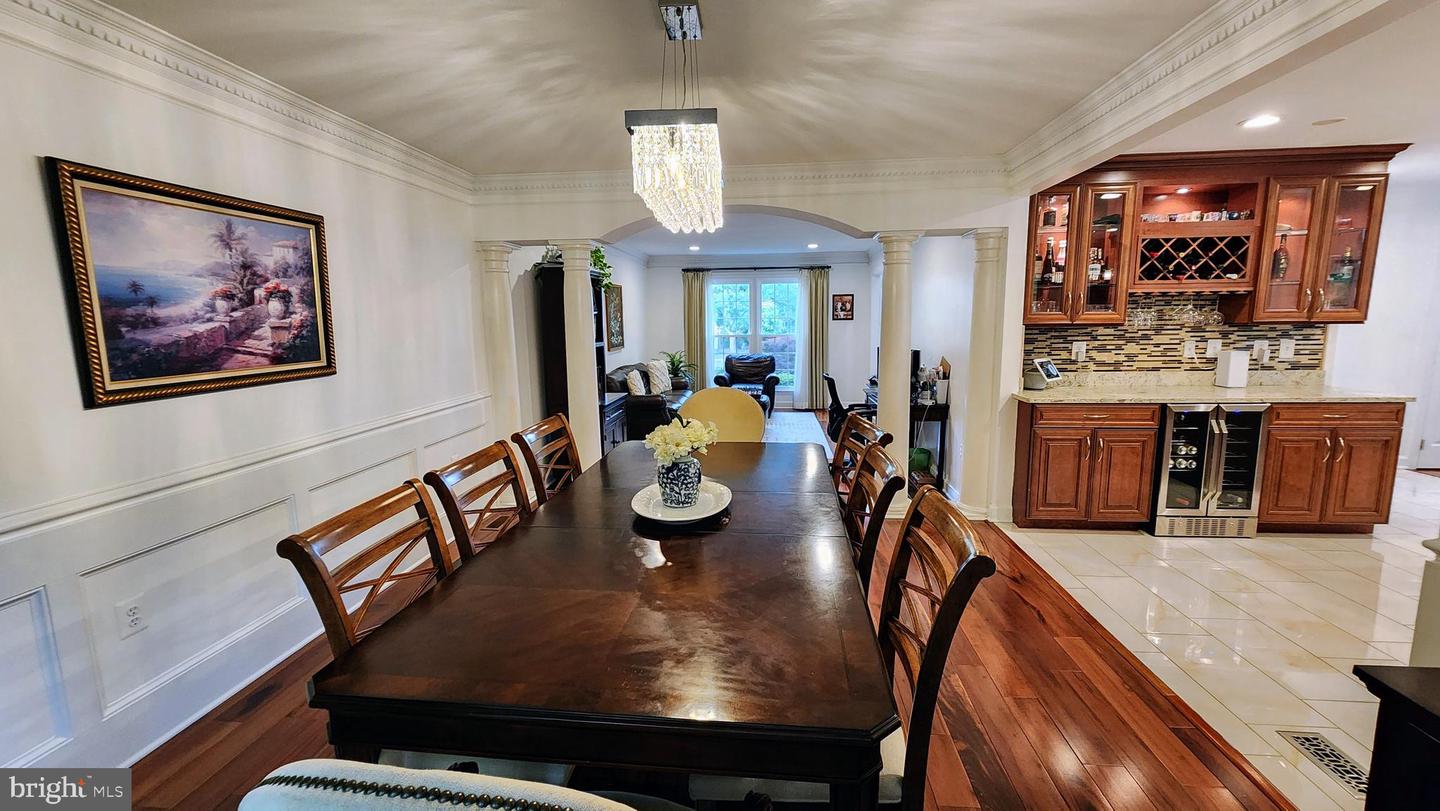 5503 CHESTERMILL CT, FAIRFAX, Virginia 22030, 5 Bedrooms Bedrooms, ,3 BathroomsBathrooms,Residential,For sale,5503 CHESTERMILL CT,VAFX2256806 MLS # VAFX2256806