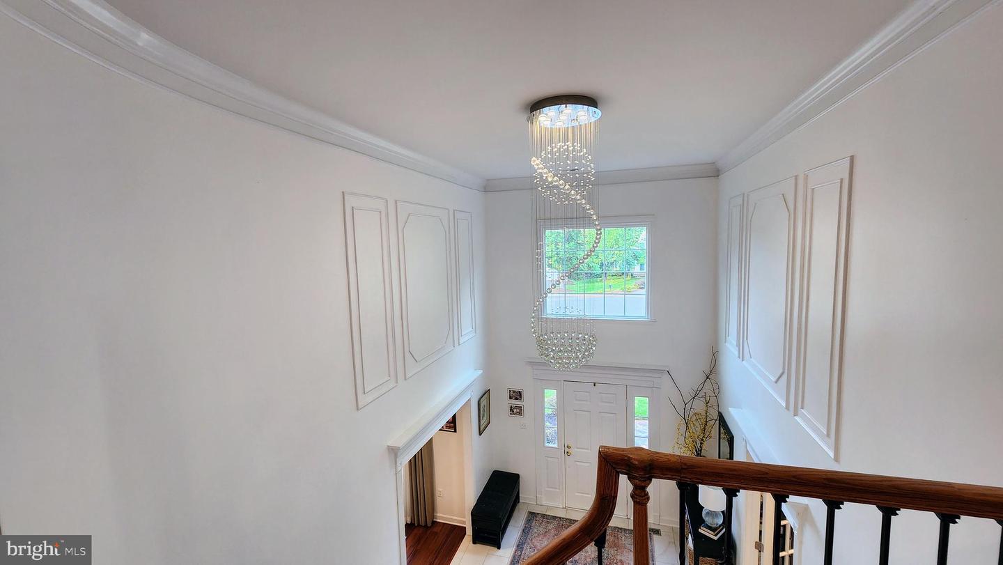 5503 CHESTERMILL CT, FAIRFAX, Virginia 22030, 5 Bedrooms Bedrooms, ,3 BathroomsBathrooms,Residential,For sale,5503 CHESTERMILL CT,VAFX2256806 MLS # VAFX2256806