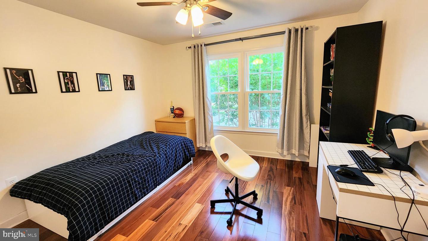 5503 CHESTERMILL CT, FAIRFAX, Virginia 22030, 5 Bedrooms Bedrooms, ,3 BathroomsBathrooms,Residential,For sale,5503 CHESTERMILL CT,VAFX2256806 MLS # VAFX2256806