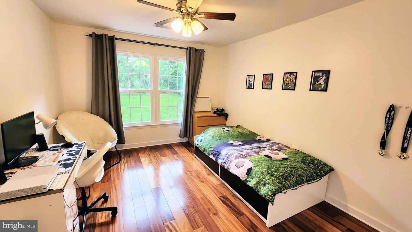 5503 CHESTERMILL CT, FAIRFAX, Virginia 22030, 5 Bedrooms Bedrooms, ,3 BathroomsBathrooms,Residential,For sale,5503 CHESTERMILL CT,VAFX2256806 MLS # VAFX2256806