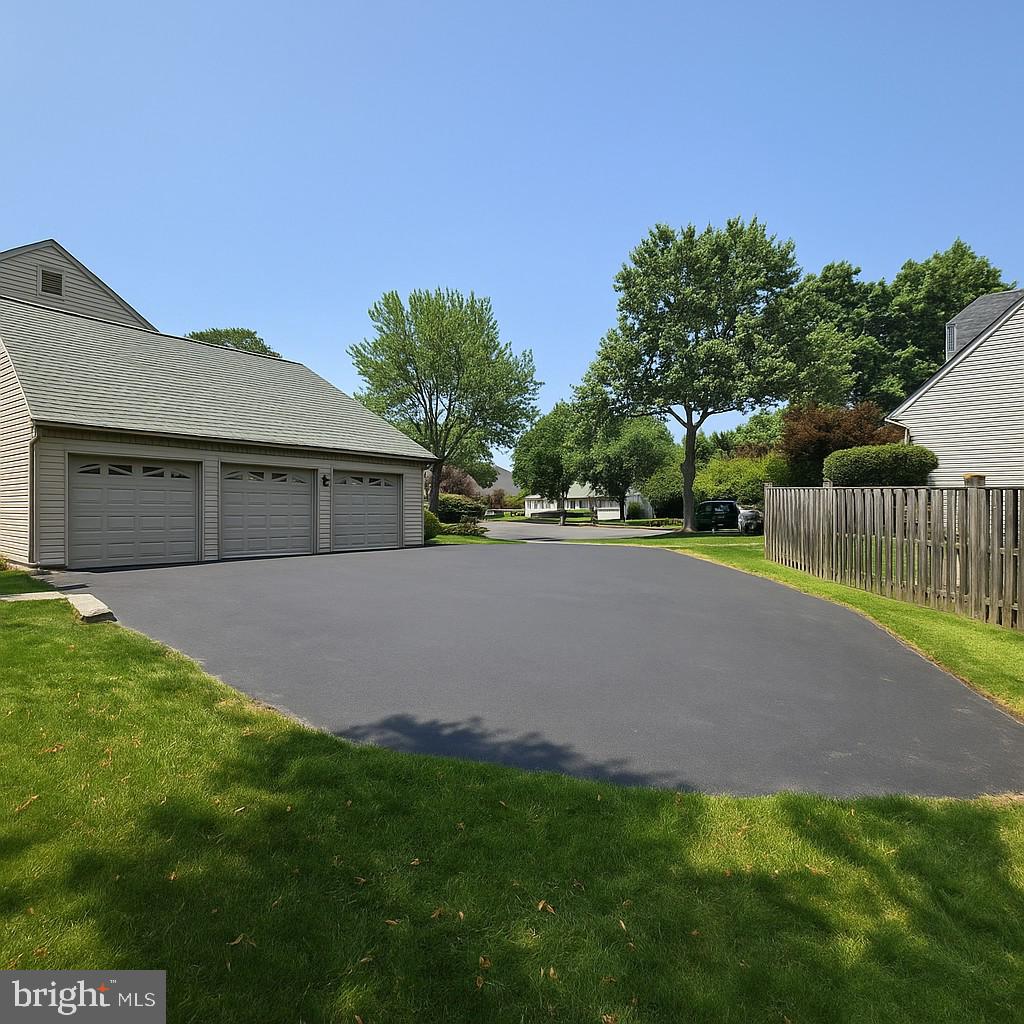 5503 CHESTERMILL CT, FAIRFAX, Virginia 22030, 5 Bedrooms Bedrooms, ,3 BathroomsBathrooms,Residential,For sale,5503 CHESTERMILL CT,VAFX2256806 MLS # VAFX2256806