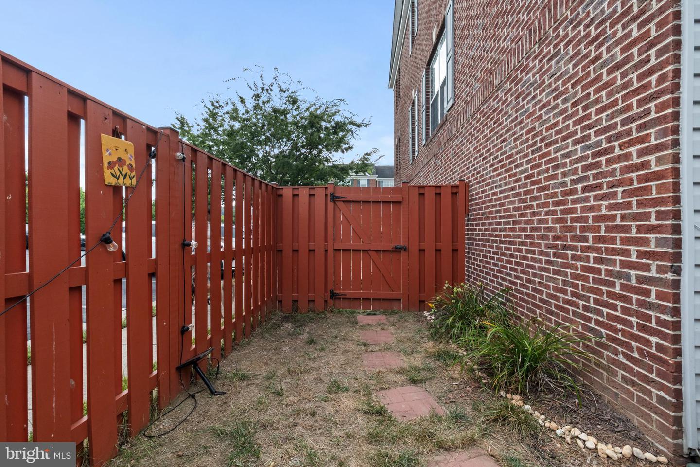 236 HAWKS VIEW SQ SE, LEESBURG, Virginia 20175, 3 Bedrooms Bedrooms, ,2 BathroomsBathrooms,Residential,For sale,236 HAWKS VIEW SQ SE,VALO2102830 MLS # VALO2102830