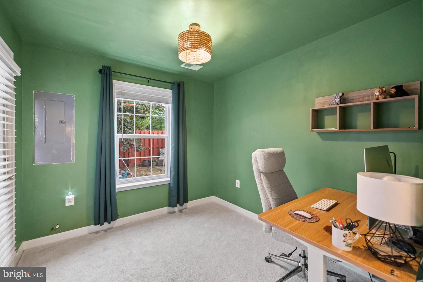 236 HAWKS VIEW SQ SE, LEESBURG, Virginia 20175, 3 Bedrooms Bedrooms, ,2 BathroomsBathrooms,Residential,For sale,236 HAWKS VIEW SQ SE,VALO2102830 MLS # VALO2102830