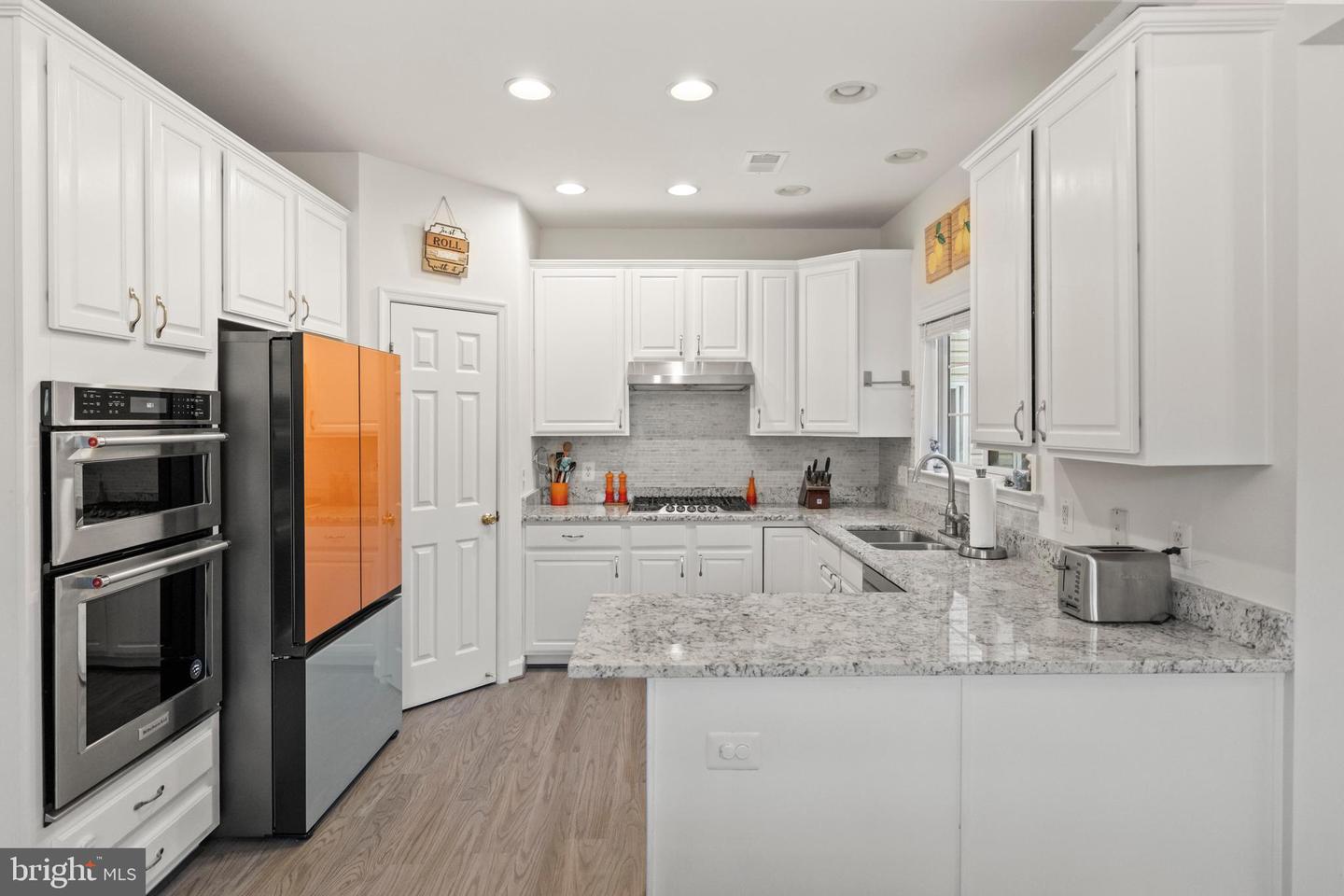 236 HAWKS VIEW SQ SE, LEESBURG, Virginia 20175, 3 Bedrooms Bedrooms, ,2 BathroomsBathrooms,Residential,For sale,236 HAWKS VIEW SQ SE,VALO2102830 MLS # VALO2102830