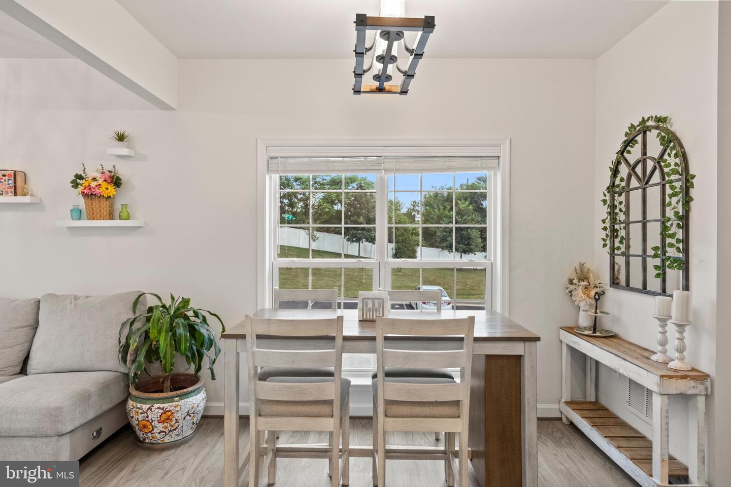 236 HAWKS VIEW SQ SE, LEESBURG, Virginia 20175, 3 Bedrooms Bedrooms, ,2 BathroomsBathrooms,Residential,For sale,236 HAWKS VIEW SQ SE,VALO2102830 MLS # VALO2102830