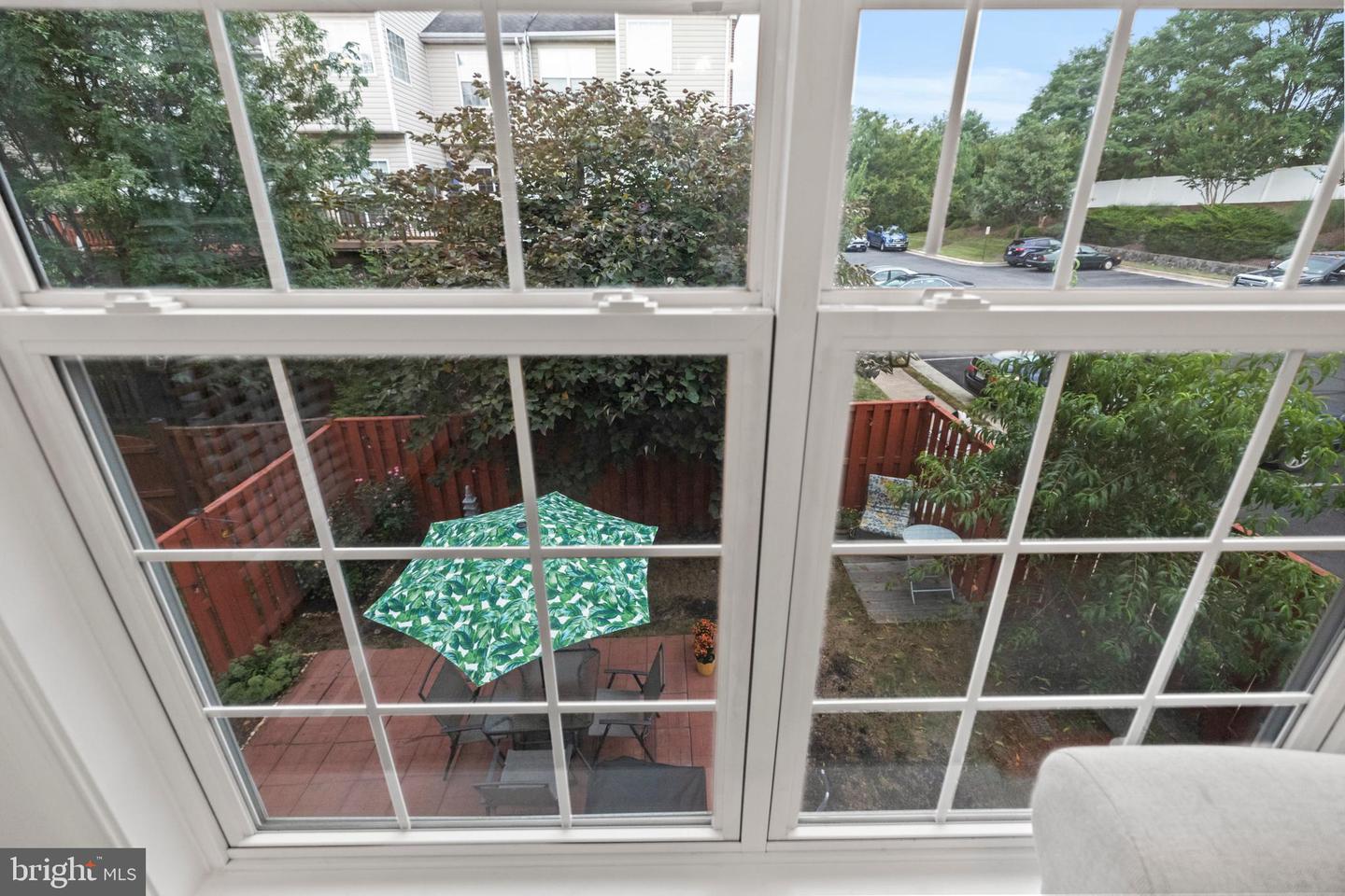 236 HAWKS VIEW SQ SE, LEESBURG, Virginia 20175, 3 Bedrooms Bedrooms, ,2 BathroomsBathrooms,Residential,For sale,236 HAWKS VIEW SQ SE,VALO2102830 MLS # VALO2102830