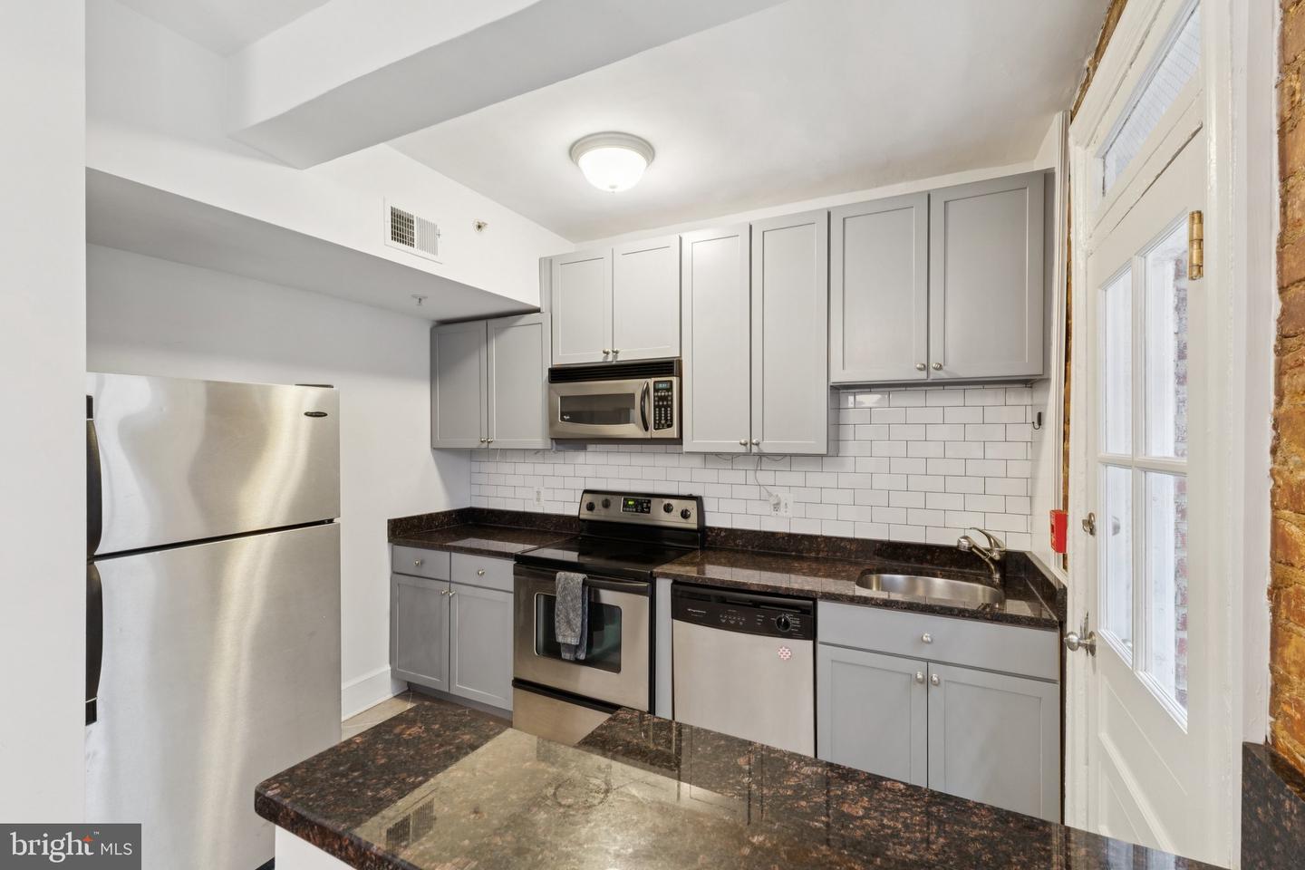 1858 CALIFORNIA ST NW #5, WASHINGTON, District Of Columbia 20009, 1 Bedroom Bedrooms, ,1 BathroomBathrooms,Residential,For sale,1858 CALIFORNIA ST NW #5,DCDC2211358 MLS # DCDC2211358