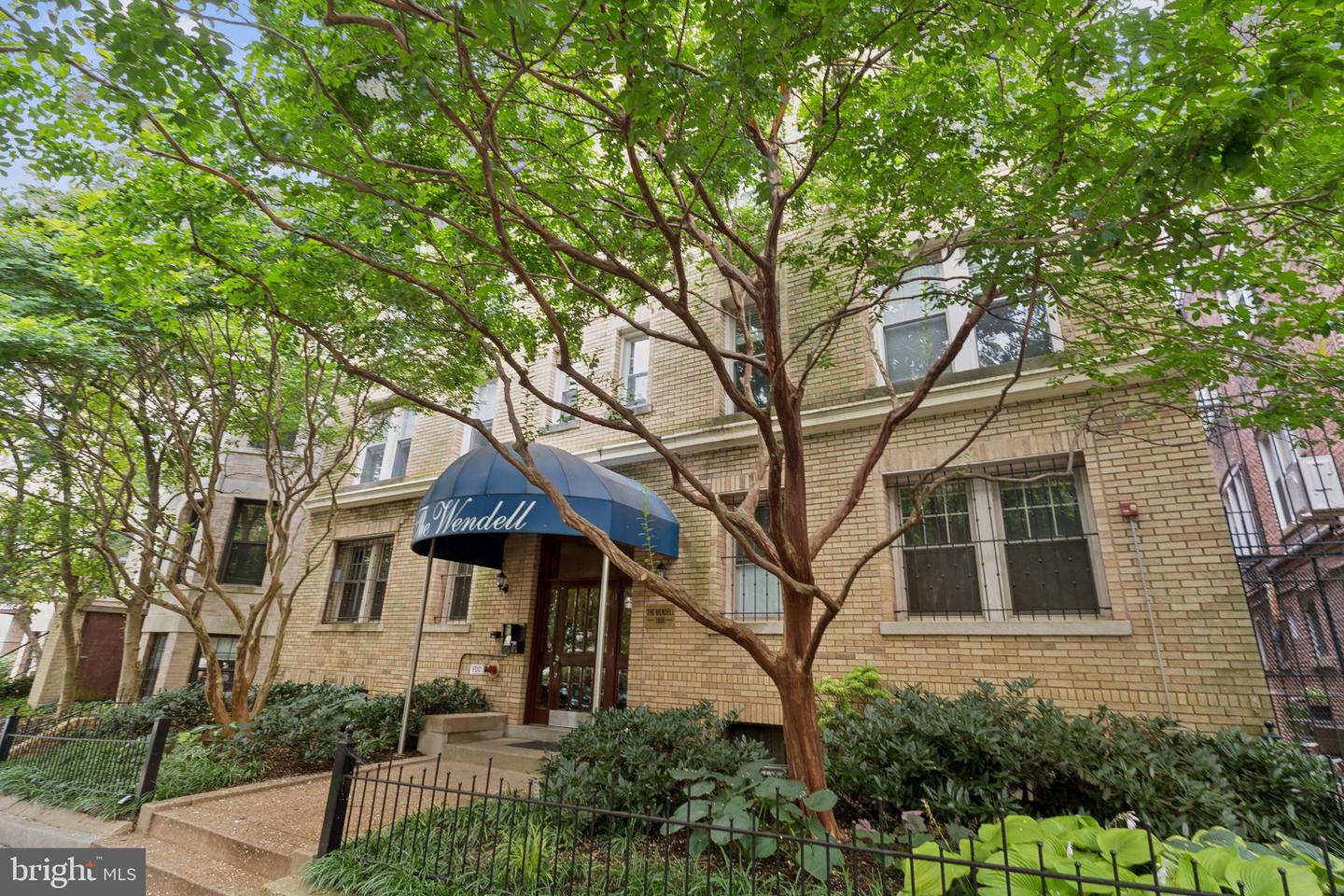 1858 CALIFORNIA ST NW #5, WASHINGTON, District Of Columbia 20009, 1 Bedroom Bedrooms, ,1 BathroomBathrooms,Residential,For sale,1858 CALIFORNIA ST NW #5,DCDC2211358 MLS # DCDC2211358