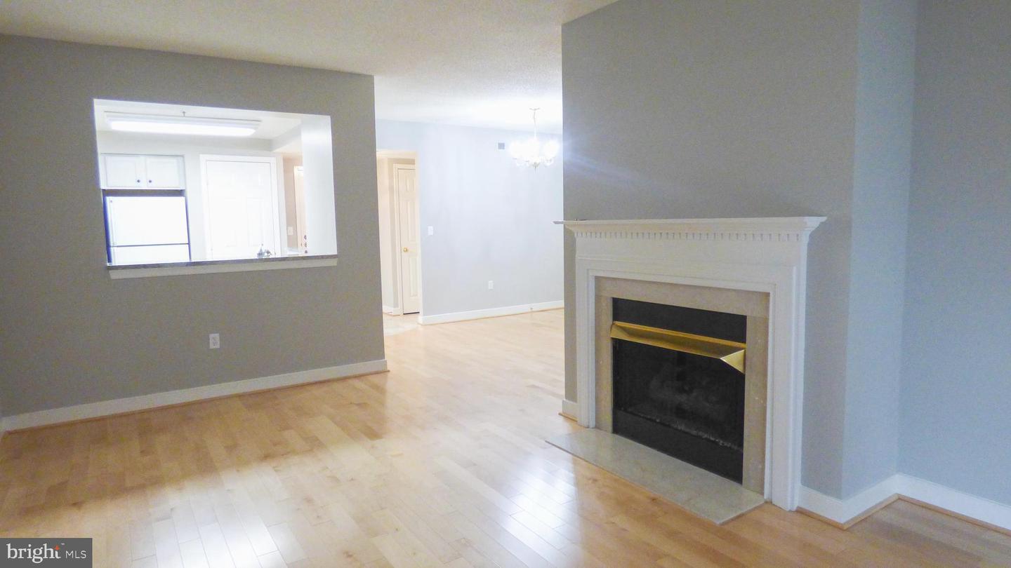 1050 N TAYLOR ST #1-407, ARLINGTON, Virginia 22201, 2 Bedrooms Bedrooms, ,1 BathroomBathrooms,Residential,For sale,1050 N TAYLOR ST #1-407,VAAR2061196 MLS # VAAR2061196