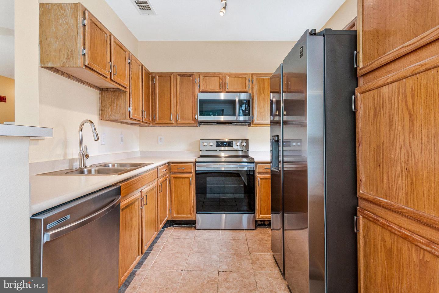 1600 SPRING GATE DR #2202, MCLEAN, Virginia 22102, 2 Bedrooms Bedrooms, ,2 BathroomsBathrooms,Residential,For sale,1600 SPRING GATE DR #2202,VAFX2256814 MLS # VAFX2256814