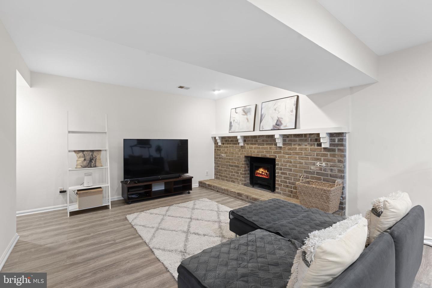 108 N LIBERTY ST, ARLINGTON, Virginia 22203, 4 Bedrooms Bedrooms, ,3 BathroomsBathrooms,Residential,For sale,108 N LIBERTY ST,VAAR2061160 MLS # VAAR2061160