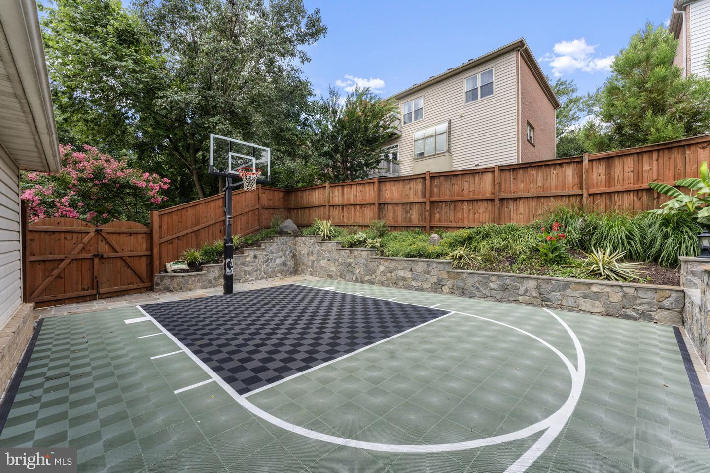 108 N LIBERTY ST, ARLINGTON, Virginia 22203, 4 Bedrooms Bedrooms, ,3 BathroomsBathrooms,Residential,For sale,108 N LIBERTY ST,VAAR2061160 MLS # VAAR2061160