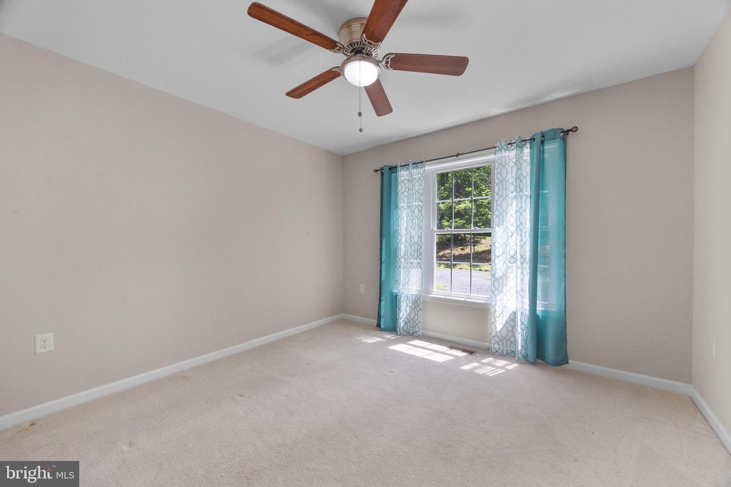 231 BUCK RD, LINDEN, Virginia 22642, 4 Bedrooms Bedrooms, ,3 BathroomsBathrooms,Residential,For sale,231 BUCK RD,VAWR2011760 MLS # VAWR2011760