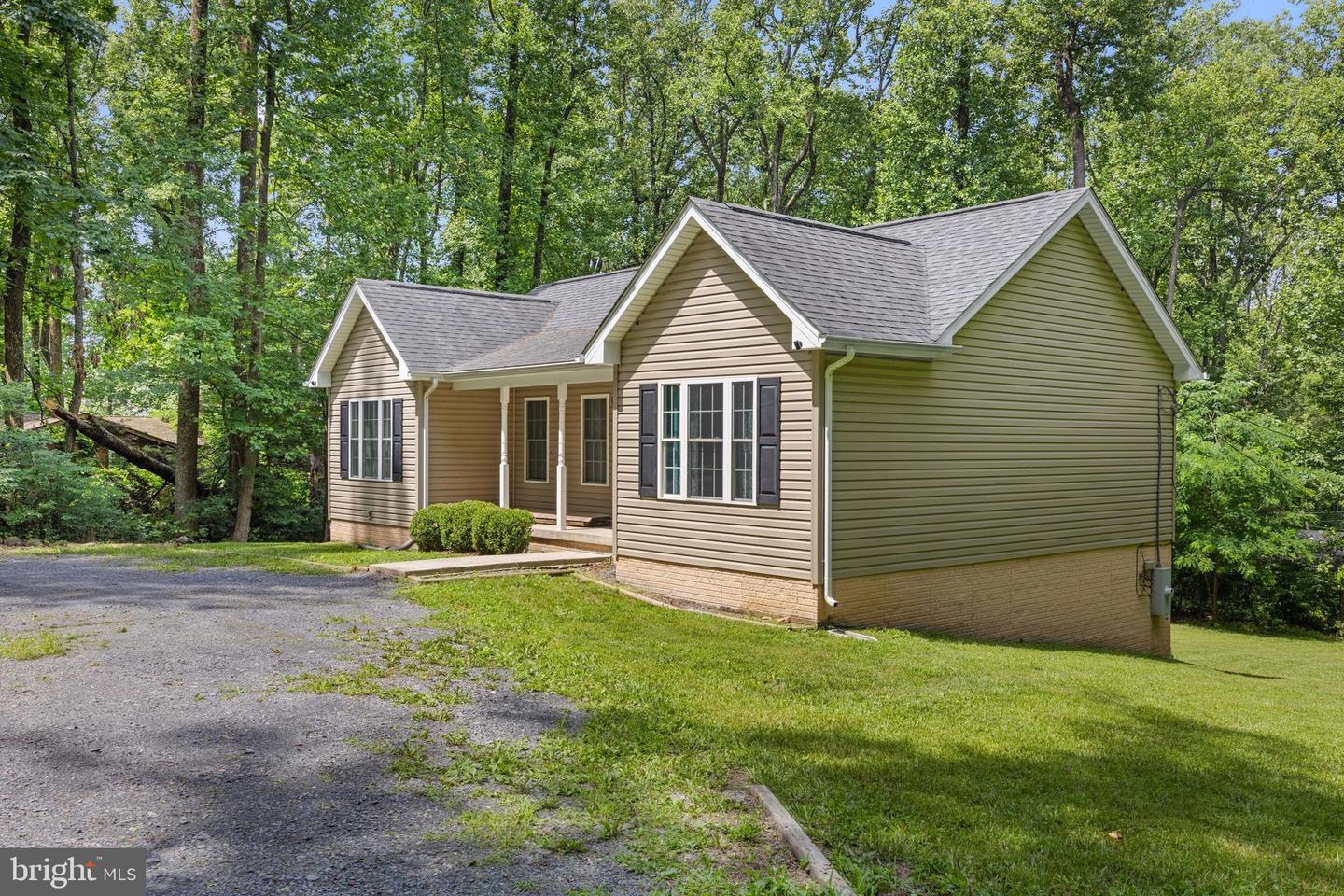 231 BUCK RD, LINDEN, Virginia 22642, 4 Bedrooms Bedrooms, ,3 BathroomsBathrooms,Residential,For sale,231 BUCK RD,VAWR2011760 MLS # VAWR2011760