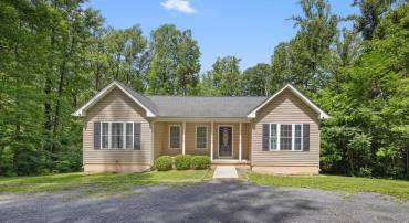 231 BUCK RD, LINDEN, Virginia 22642, 4 Bedrooms Bedrooms, ,3 BathroomsBathrooms,Residential,For sale,231 BUCK RD,VAWR2011760 MLS # VAWR2011760