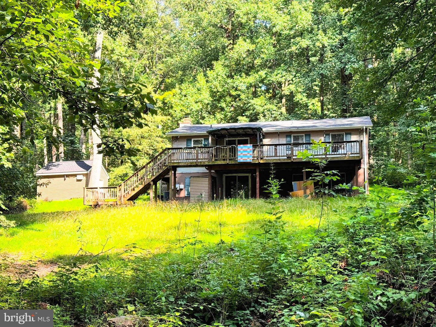 28 HENRY WAY, LINDEN, Virginia 22642, 3 Bedrooms Bedrooms, 11 Rooms Rooms,3 BathroomsBathrooms,Residential,For sale,28 HENRY WAY,VAWR2011762 MLS # VAWR2011762