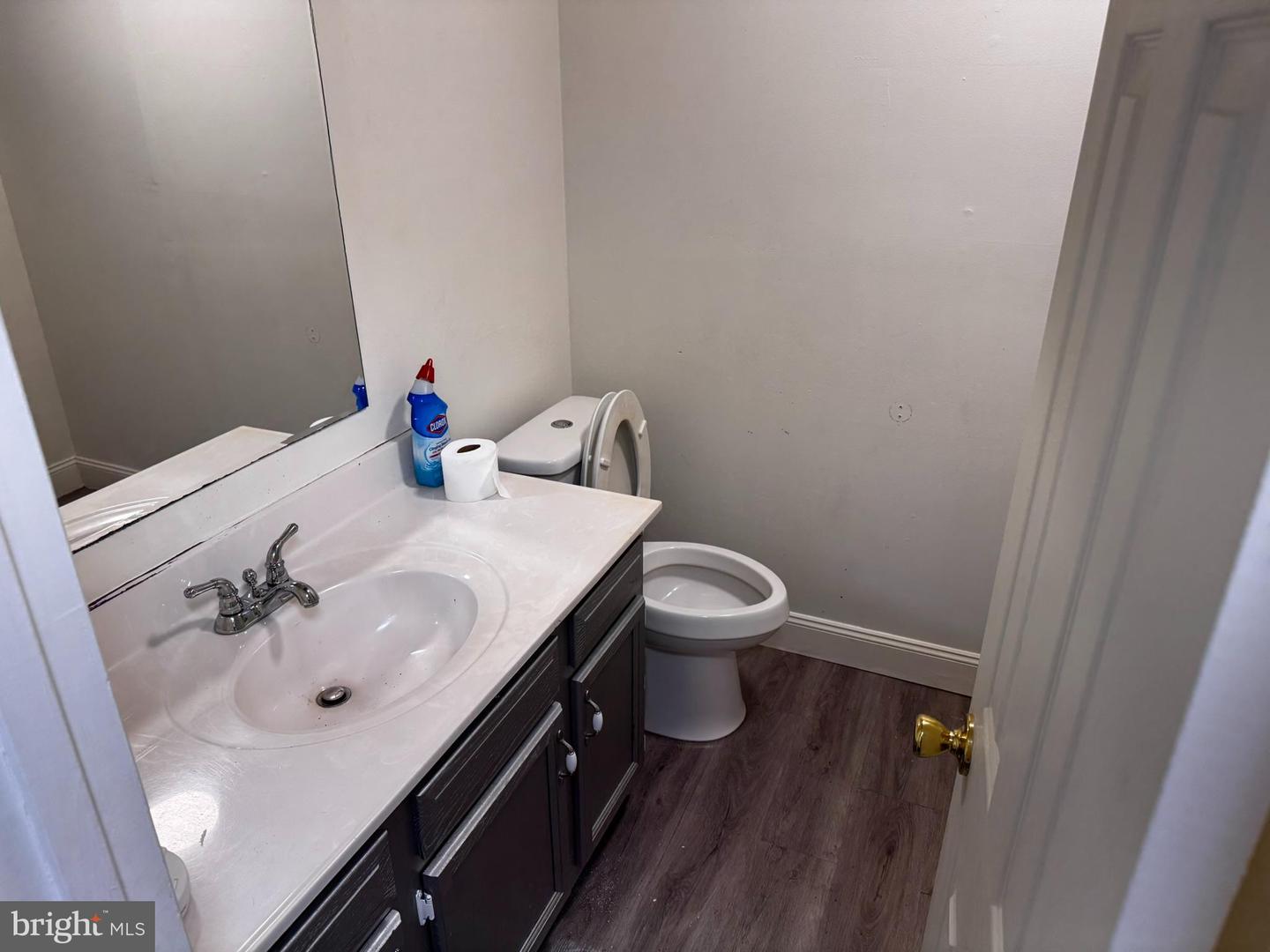 28 HENRY WAY, LINDEN, Virginia 22642, 3 Bedrooms Bedrooms, 11 Rooms Rooms,3 BathroomsBathrooms,Residential,For sale,28 HENRY WAY,VAWR2011762 MLS # VAWR2011762