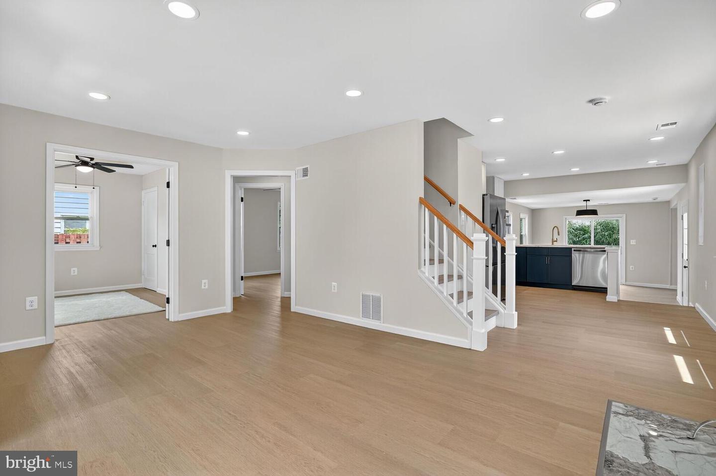 6731 WILLIAMS DR, ALEXANDRIA, Virginia 22307, 4 Bedrooms Bedrooms, ,3 BathroomsBathrooms,Residential,For sale,6731 WILLIAMS DR,VAFX2256740 MLS # VAFX2256740