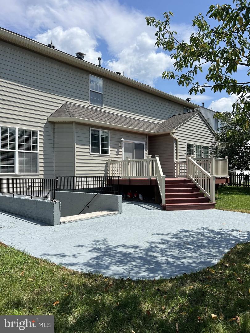 8196 TENBROOK DR, GAINESVILLE, Virginia 20155, 5 Bedrooms Bedrooms, ,3 BathroomsBathrooms,Residential,For sale,8196 TENBROOK DR,VAPW2099706 MLS # VAPW2099706