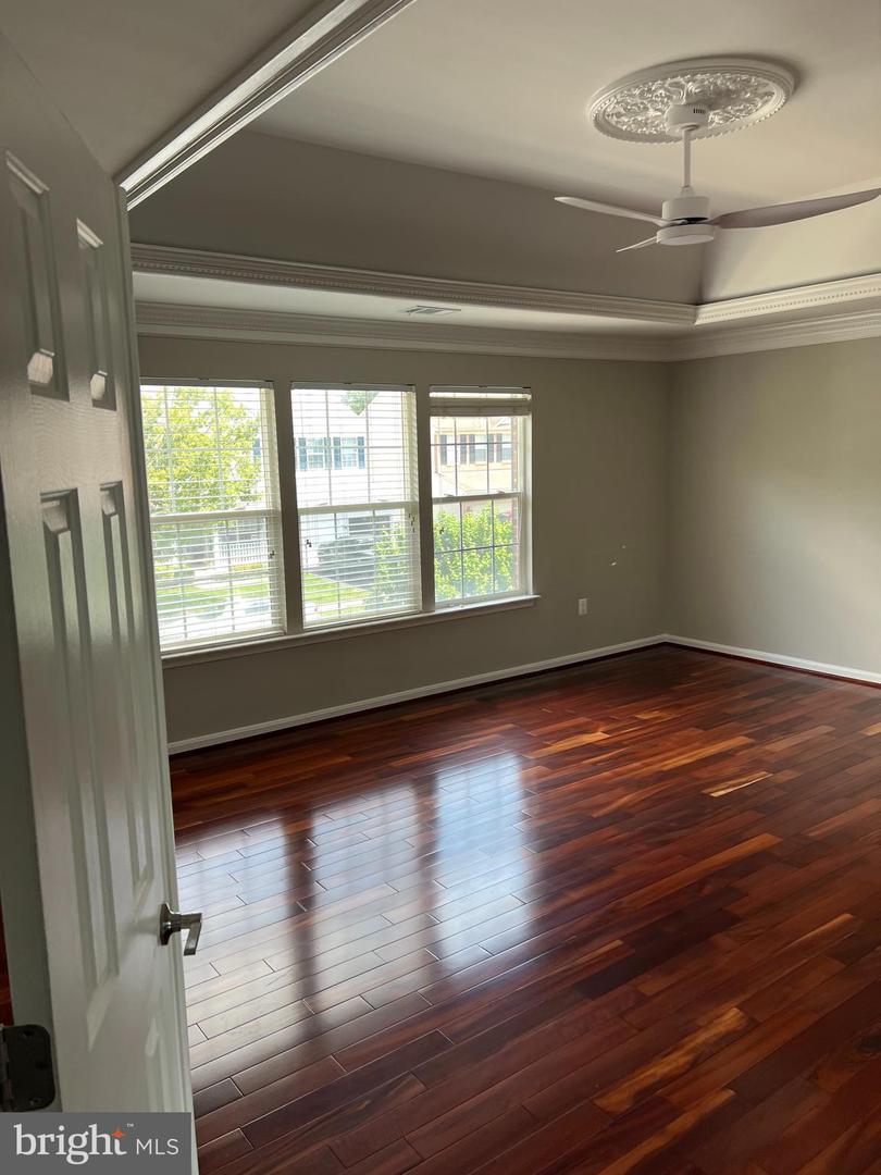 8196 TENBROOK DR, GAINESVILLE, Virginia 20155, 5 Bedrooms Bedrooms, ,3 BathroomsBathrooms,Residential,For sale,8196 TENBROOK DR,VAPW2099706 MLS # VAPW2099706