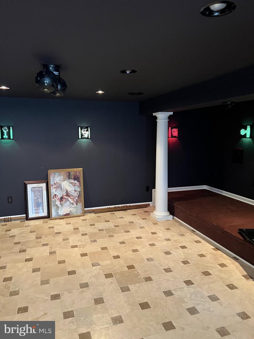 8196 TENBROOK DR, GAINESVILLE, Virginia 20155, 5 Bedrooms Bedrooms, ,3 BathroomsBathrooms,Residential,For sale,8196 TENBROOK DR,VAPW2099706 MLS # VAPW2099706