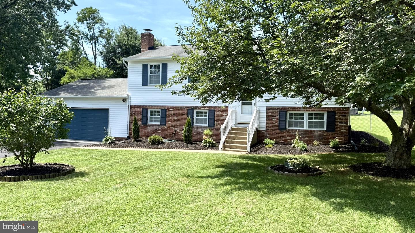91 VISTA WOODS RD, STAFFORD, Virginia 22556, 3 Bedrooms Bedrooms, 3 Rooms Rooms,2 BathroomsBathrooms,Residential,For sale,91 VISTA WOODS RD,VAST2041022 MLS # VAST2041022
