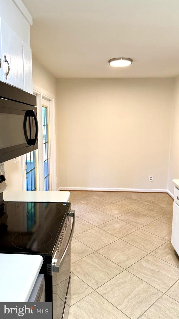 91 VISTA WOODS RD, STAFFORD, Virginia 22556, 3 Bedrooms Bedrooms, 3 Rooms Rooms,2 BathroomsBathrooms,Residential,For sale,91 VISTA WOODS RD,VAST2041022 MLS # VAST2041022